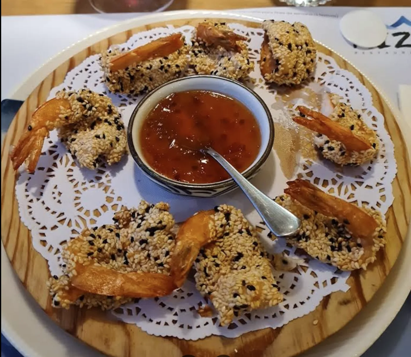 Gambas fritas con sésamo y salsa sweet chili — Mizu Torrevieja